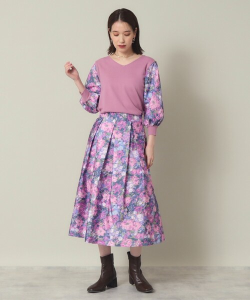 ITS'DEMO(イッツデモ)の「◆【セットアップ可/手洗い可】アート花柄シャンタン袖ニット<ミュルーズモダン(R)>(ニット/セーター・レディース・ダークブラウン系/ピンク系その他/ブルー系・00)」の14枚目の写真