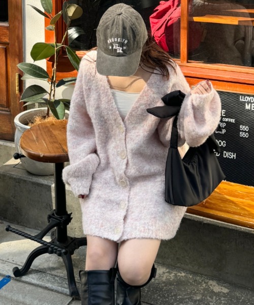 FOREVER 21（フォーエバー トゥエンティーワン）の「【2024FW】ミックスカラーブークレカーディガン（カーディガン/ボレロ・レディース・ピンク/ナチュラル/グレー/イエロー/ブルー・FREE）」の2枚目の写真