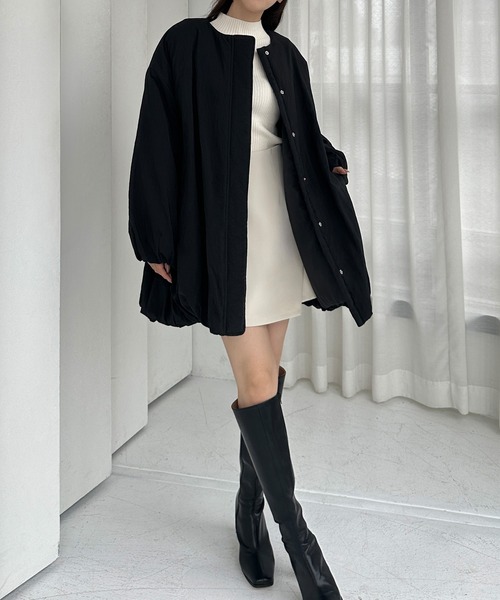 Louere（ルエレ）の「中綿ノーカラーバルーンコート（ノーカラーコート・レディース・ブラック/アイボリー/ブラウン・MEDIUM/SMALL/X-LARGE/LARGE）」の7枚目の写真