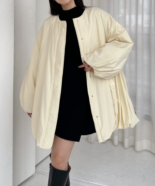 Louere（ルエレ）の「中綿ノーカラーバルーンコート（ノーカラーコート・レディース・ブラック/アイボリー/ブラウン・MEDIUM/SMALL/X-LARGE/LARGE）」の9枚目の写真