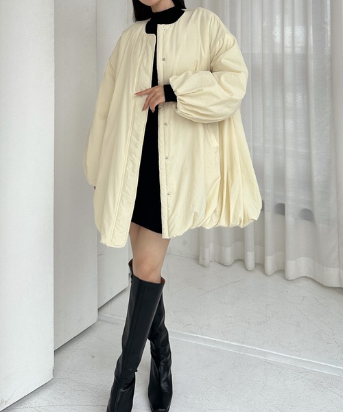 Louere（ルエレ）の「中綿ノーカラーバルーンコート（ノーカラーコート・レディース・ブラック/アイボリー/ブラウン・MEDIUM/SMALL/X-LARGE/LARGE）」の13枚目の写真