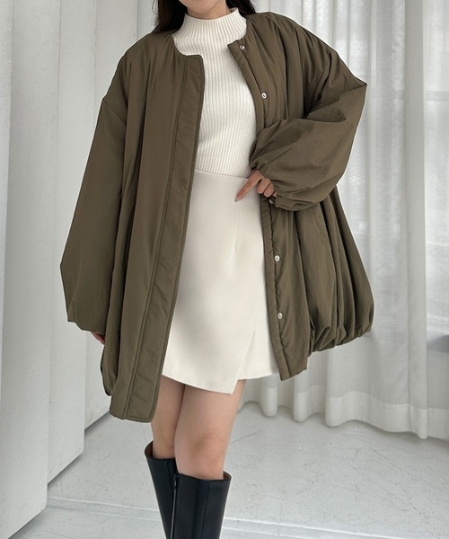 Louere（ルエレ）の「中綿ノーカラーバルーンコート（ノーカラーコート・レディース・ブラック/アイボリー/ブラウン・MEDIUM/SMALL/X-LARGE/LARGE）」の14枚目の写真