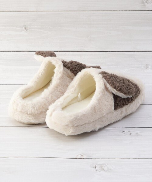 one'sterrace（ワンズテラス）の「【あったか】イヌ スリッパ ブチ（ルームシューズ/スリッパ・レディース・ベージュ系8・99）」の2枚目の写真