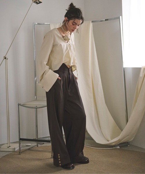 asymmetry tuck wide pants / アシンメトリータックワイドパンツ