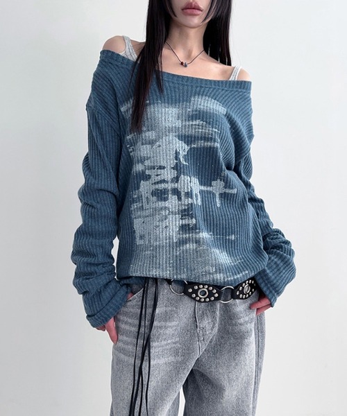 MEMECLE（メメクル）の「【 MEMECLE / メメクル 】2way グラフィック ボートネック オフショル カットソー（Tシャツ/カットソー・レディース・ホワイト/ブルー・M/S）」の8枚目の写真