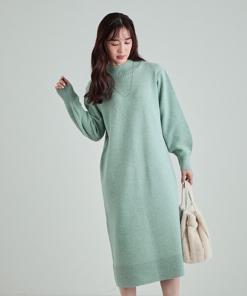 セール】ふわふわ柔らか ハイネック ロングニットワンピース