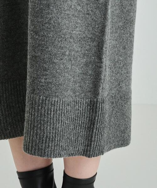 DRESKIP（ドレスキップ）の「◆ふわふわ柔らか ハイネック ロングニットワンピース（ワンピース・レディース・チャコールグレー/グリーン系/ベージュ・02/01/04/03）」の21枚目の写真