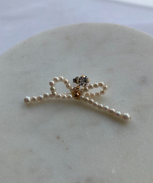 Dorry Doll(ドリードール)の「リボンモチーフピアス(ピアス(両耳用)・レディース・オフホワイト・FREE)」の4枚目の写真