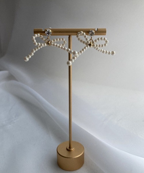 Dorry Doll(ドリードール)の「リボンモチーフピアス(ピアス(両耳用)・レディース・オフホワイト・FREE)」の2枚目の写真