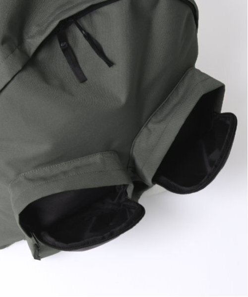 GLAZOS（グラソス）の「【大人向けサイズあり】ダブルポケットバックパック（バックパック/リュック・キッズ・ブルー/チャコールグレー/カーキ/ブラック・フリー）」の7枚目の写真