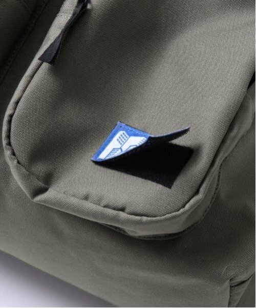 GLAZOS（グラソス）の「【大人向けサイズあり】ダブルポケットバックパック（バックパック/リュック・キッズ・ブルー/チャコールグレー/カーキ/ブラック・フリー）」の9枚目の写真