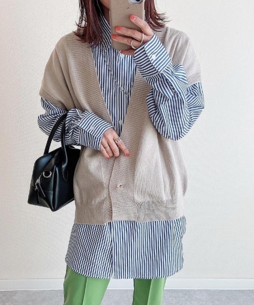 aquagarage（アクアガレージ）の「ニットベストカーディガン（ニット/セーター・レディース・サンドベージュ/チャコール・ONESIZE）」の6枚目の写真