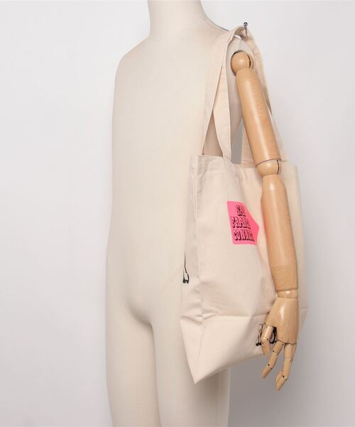 ROSE BUD（ローズバッド）の「(SANFRANCISCO.NNECT.)WEEKENDER TOTE BAG（トートバッグ・レディース・ホワイト/ブラック・ONE SIZE）」の19枚目の写真