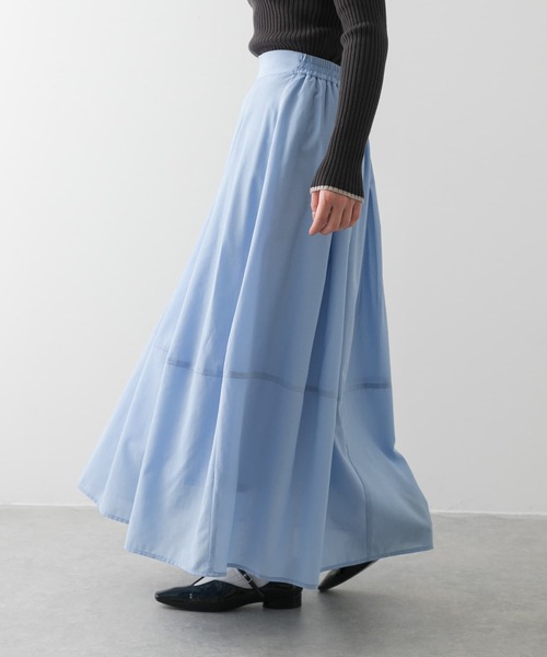 SENSE OF PLACE by URBAN RESEARCH（センスオブプレイスバイアーバンリサーチ）の「タックボリュームコクーンスカート（スカート・レディース・オフホワイト/ブラック/ライトブルー・SMALL/MEDIUM）」の3枚目の写真