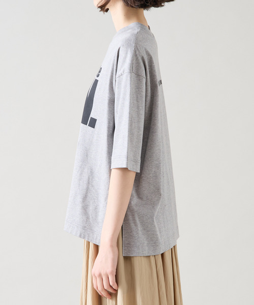 Tiara（ティアラ）の「プリントTシャツ（Tシャツ/カットソー・レディース・杢グレー/ホワイト/チャコールグレー・FREE）」の13枚目の写真