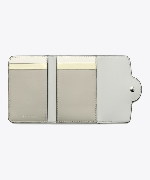 TORY BURCH（トリーバーチ）の「ロビンソン ペブルド スモールウォレット（財布・レディース・ライトグレー/サンドベージュ/モカ/ライトブラウン/ブラック/イエロー系/ストーン・ONE SIZE）」の11枚目の写真