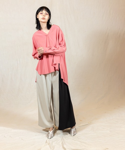 OSMOSIS（オズモーシス）の「アシンメトリー切替パンツ（その他パンツ・レディース・アイボリー/ライトグレー/ブラック・ONE SIZE）」の5枚目の写真