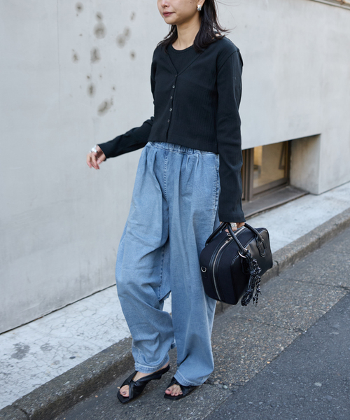 CORSO ROMA,9(コルソローマ)の「【CORSO ROMA 9/コルソローマノーヴェ】 クロスサンダル(サンダル・レディース・ブラック/ベージュ・38/37/36)」の4枚目の写真