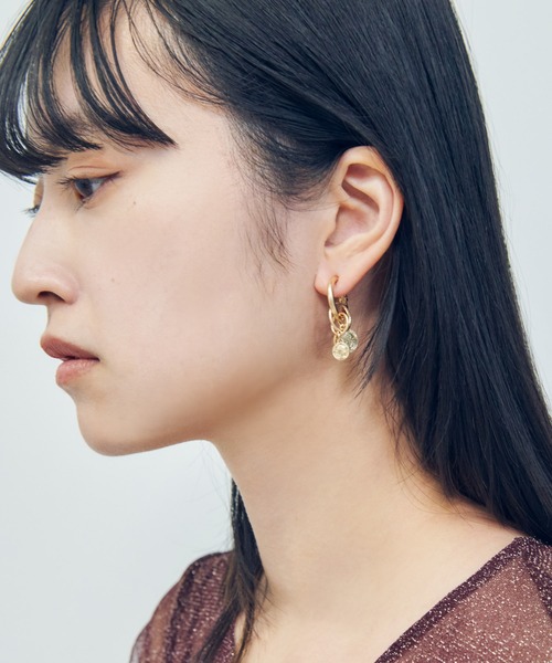 GOLDY(ゴールディ)の「アッセンブル コイン チャーム イヤリング(イヤリング・レディース・ゴールド系その他/シルバー×ゴールド/シルバー/ゴールド・FREE)」の11枚目の写真