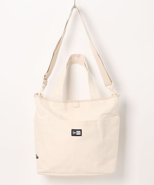 NEW ERA（ニューエラ）の「【NEW ERA/ニューエラ】UTILITY CANVAS TOTE（トートバッグ・メンズ・アイボリー/ブラック・FREE）」の7枚目の写真