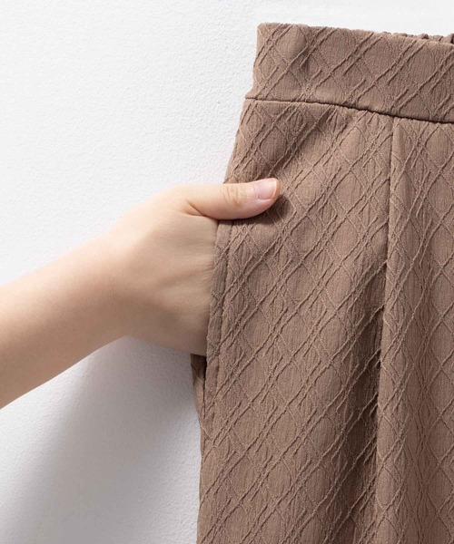 Howdy Marie（ハウディ―マリー）の「Howdy Marieカットジャガード セミワイドパンツ（その他パンツ・レディース・ブラック/ブラウン・M/L）」の17枚目の写真