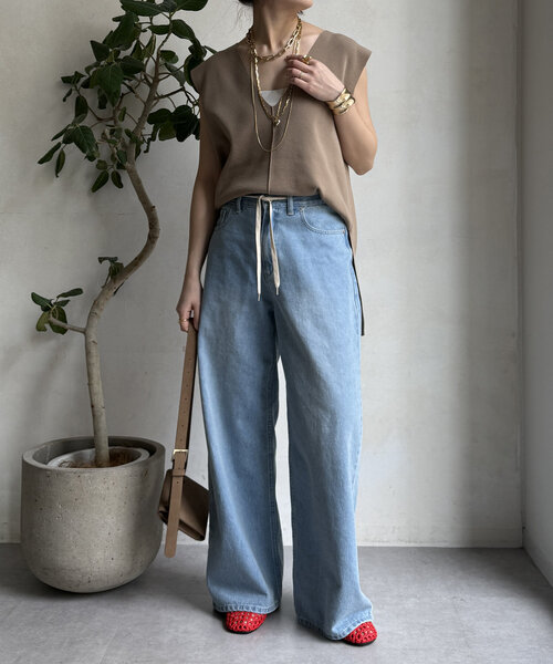 DouDou(ドゥドゥ)の「【WEB限定】ロングニットベスト+ニットパンツセット(セットアップ・レディース・ベージュ/ブラック・FREE)」の3枚目の写真