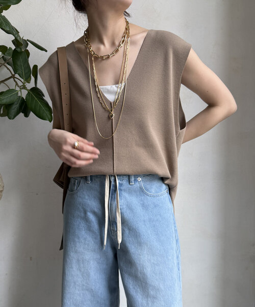 DouDou(ドゥドゥ)の「【WEB限定】ロングニットベスト+ニットパンツセット(セットアップ・レディース・ベージュ/ブラック・FREE)」の5枚目の写真