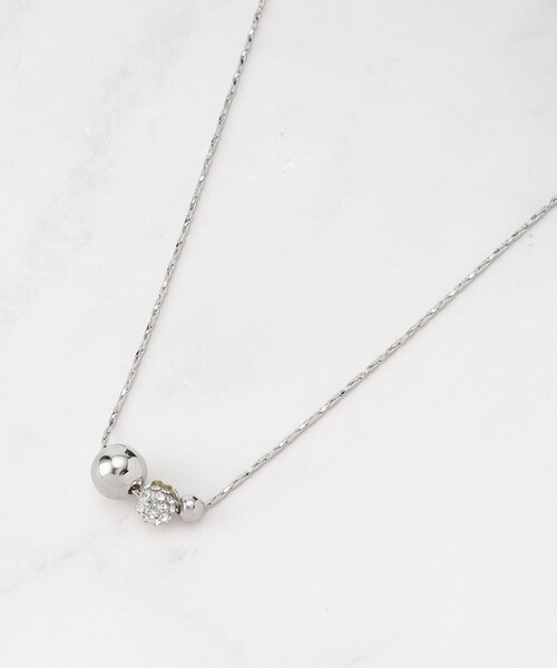 SHOO・LA・RUE（シューラルー）の「【2WAY】パヴェメタルボールネックレス（ネックレス・レディース・ピンクゴールド/ゴールド/シルバー系/シルバー・00）」の2枚目の写真