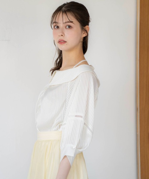 NOELA(ノエラ)の「オフショルストライプブラウス(シャツ/ブラウス・レディース・オフホワイト/サックスブルー/ベージュ・フリー)」の10枚目の写真