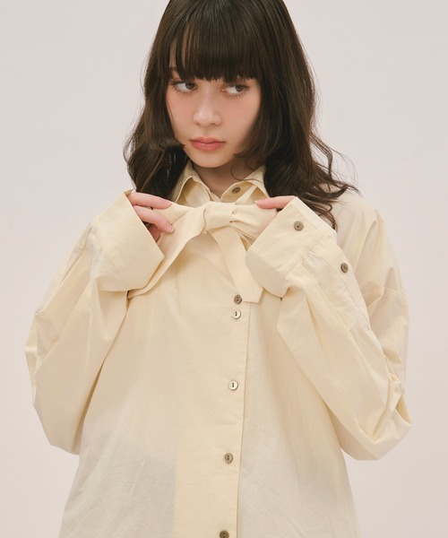 loin nuit（ロワンニュイ）の「nuance button tie shirt