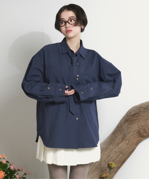 loin nuit（ロワンニュイ）の「nuance button tie shirt