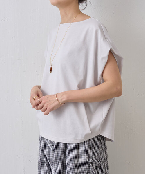 BEARDSLEY（ビアズリー）の「マルタックTee（Tシャツ/カットソー・レディース・ライトグレー/ホワイト・FREE）」の2枚目の写真