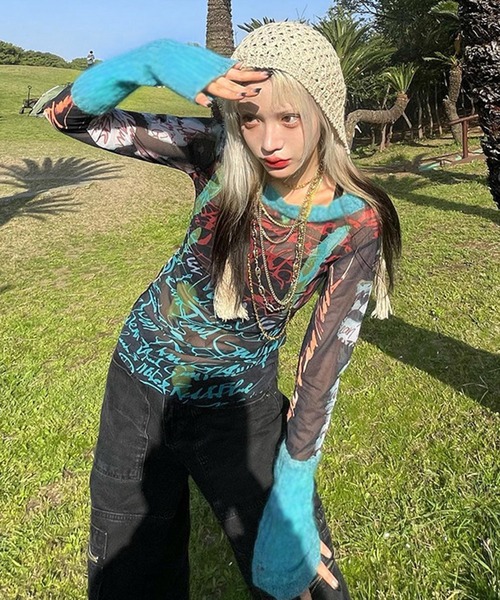 VIBGYOR（ヴィブジョー）の「【EIZZ/アイズ】シアーグラフィック 長袖トップス（Tシャツ/カットソー・レディース・ブルー・FREE）」の4枚目の写真