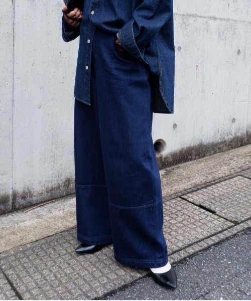 1chaku.（イッチャク）の「切替ヘムバギーデニムパンツ（デニムパンツ・レディース・グレー/ブルー/ブラウン・マルチサイズ）」の3枚目の写真