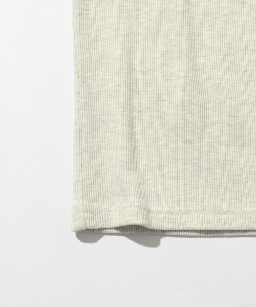 Firsthand(ファーストハンド)の「MA Firsthand/マ ファーストハンド RIB RINGER TEE / ワンポイント刺繍 リブリンガーTシャツ(Tシャツ/カットソー・レディース・オフホワイト/ブラウン/ブラック・FREE)」の11枚目の写真