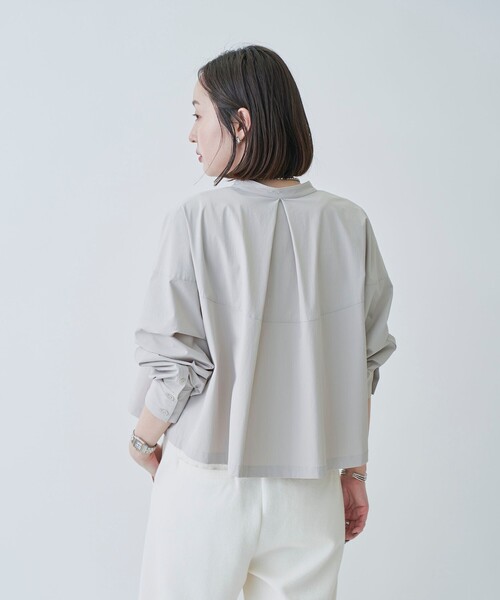 RONEL（ロネル）の「【はっ水//防しわ/ストレッチ/接触冷感】ボーダレス クロップド シャツ（シャツ/ブラウス・レディース・ブラック/ライトグレー・S/M）」の4枚目の写真