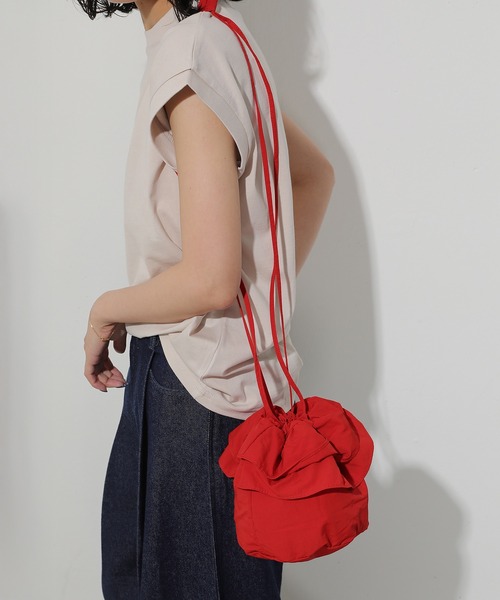 セール】ナイロンフリル巾着バッグ（ハンドバッグ）｜emesuelee