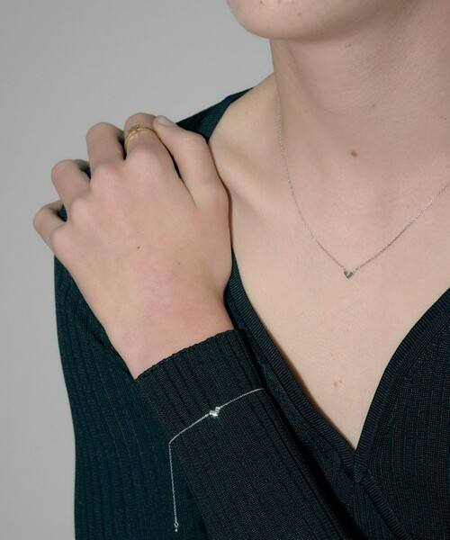 and cloud(アンドクラウド)の「Minimum Heart Bracelet(ブレスレット・レディース・シルバー/ブラック・FREE)」の7枚目の写真