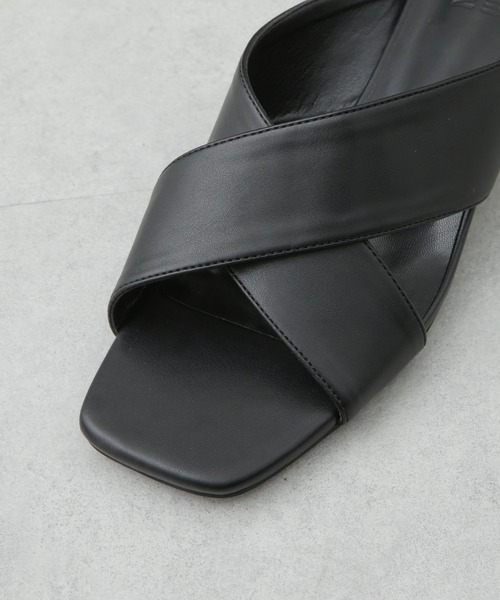 NANO universe（ナノユニバース）の「太ヒールクロスデザインサンダル（サンダル・レディース・ベージュ/ブラック・36/37/38）」の9枚目の写真