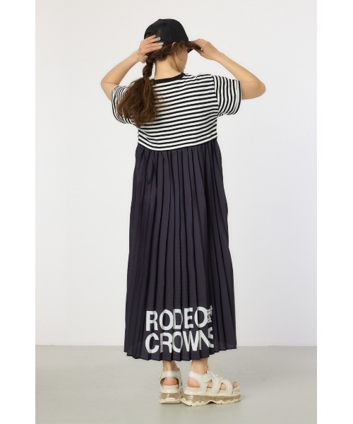 RODEO CROWNS WIDE BOWL(ロデオクラウンズワイドボウル)の「バックプリーツマキシワンピース(ワンピース・レディース・ブラック/カーキ/ブラック系その他・FREE)」の3枚目の写真