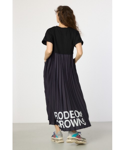 RODEO CROWNS WIDE BOWL(ロデオクラウンズワイドボウル)の「バックプリーツマキシワンピース(ワンピース・レディース・ブラック/カーキ/ブラック系その他・FREE)」の5枚目の写真