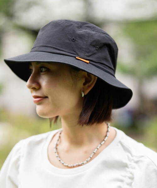 SHIPS any(シップス エニィ)の「SHIPS any:〈UVカット/撥水加工/遮熱〉サーマル バリア サファリ ハット 26SS◆(ハット・メンズ・ブラック/ダークグレー/ベージュ/ナチュラル・ONE SIZE)」の2枚目の写真