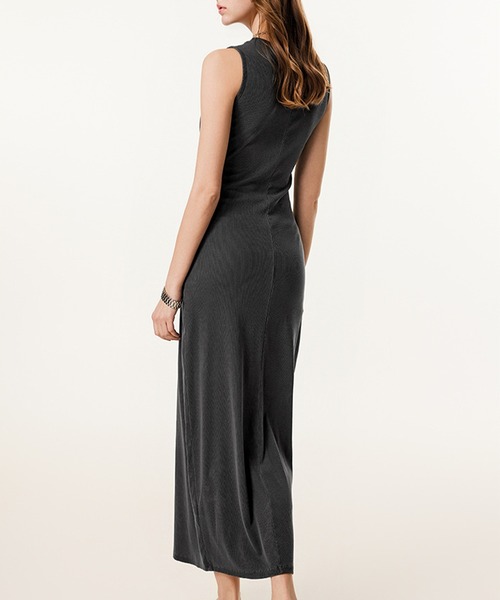 SUWDEE(スーディー)の「sleeveless rib tight long one piece(ワンピース・レディース・ベージュ/チャコールグレー/グレー/ブラック・M/L)」の12枚目の写真
