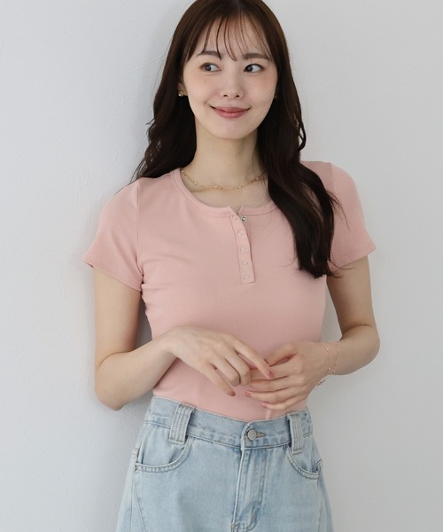 BLUEEAST（ブルーイースト）の「ヘンリーネック半袖Tシャツ（Tシャツ/カットソー・レディース・ブルー/ブラック/ホワイト/ピンク/イエロー/チャコールグレー/オリーブ/ブラウン/ボルドー・MEDIUM）」の8枚目の写真