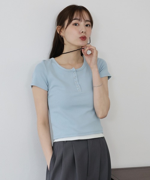 ルーズ ヘンリーネック Tシャツ ストリート 韓国 夏 2色 hr9789 ダブルレイヤード ボタンアップ トップス 韓国 ストリート Y2K
