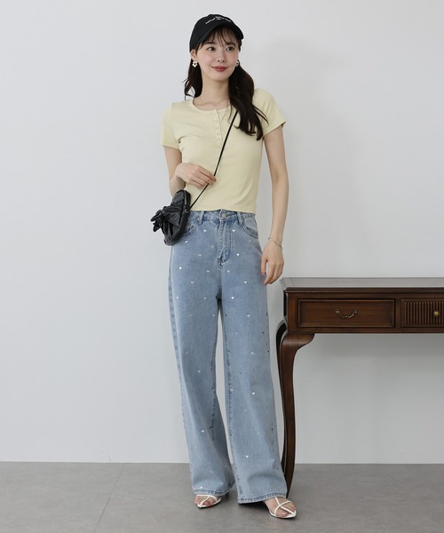 BLUEEAST（ブルーイースト）の「ヘンリーネック半袖Tシャツ（Tシャツ/カットソー・レディース・ブルー/ブラック/ホワイト/ピンク/イエロー/チャコールグレー/オリーブ/ブラウン/ボルドー・MEDIUM）」の16枚目の写真