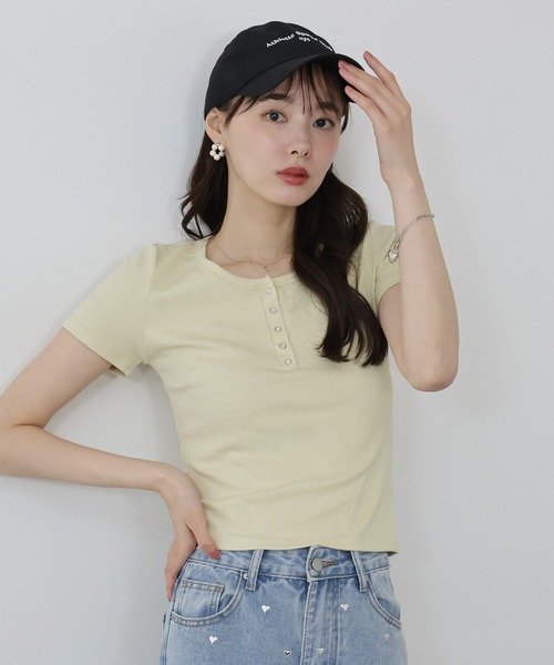 BLUEEAST（ブルーイースト）の「ヘンリーネック半袖Tシャツ（Tシャツ/カットソー・レディース・ブルー/ブラック/ホワイト/ピンク/イエロー/チャコールグレー/オリーブ/ブラウン/ボルドー・MEDIUM）」の13枚目の写真