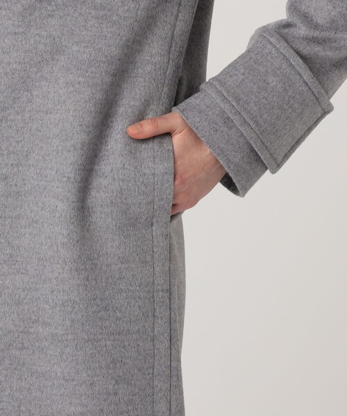 TOMORROWLAND （トゥモローランド）の「LOEWE HOODED COAT（ダッフルコート・レディース・グレー・34）」の2枚目の写真