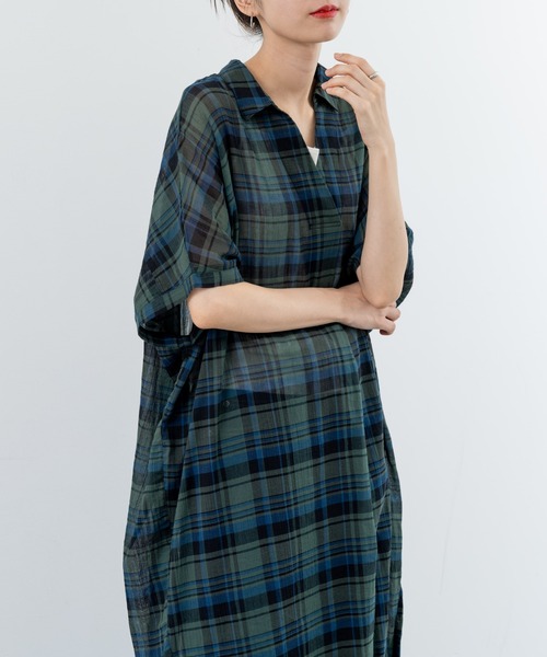 refinedworks(リファインドワークス)の「【refinedworks】リラクシー に映える チェックワンピース(ワンピース・レディース・レッド/イエロー/ブラック・FREE)」の16枚目の写真