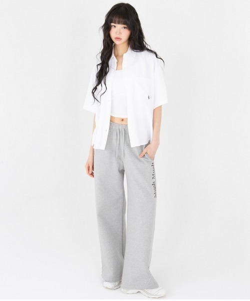 ブラウス シャツ A'GEM/9 × .kom 「muah muah/ムーアムーア」LOOSE FIT TWO POCKET HALF SHIRT/ル A'GEM/9 × .kom 『muah muah/ムーアムーア』LOOSE FIT TWO